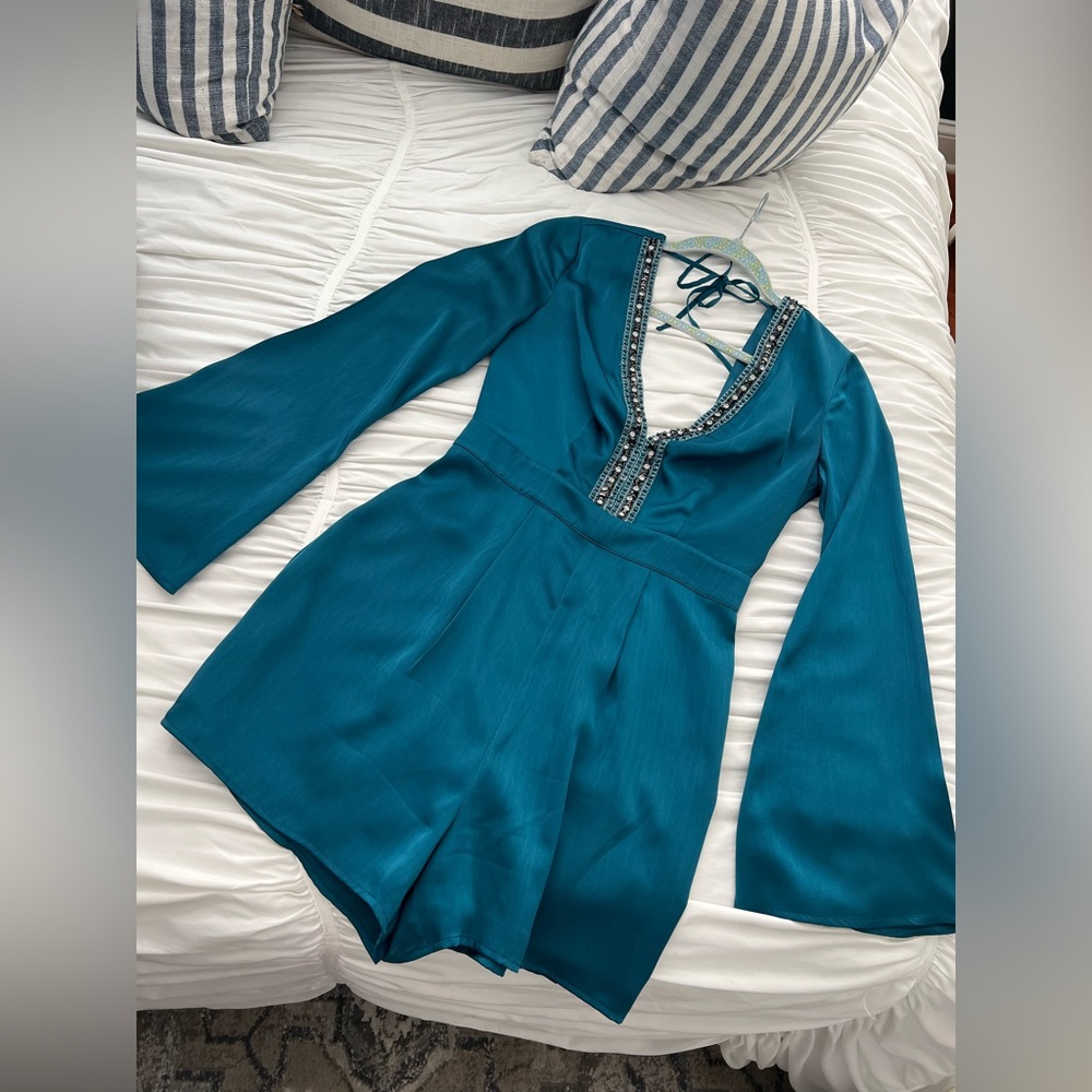 BEBE Romper